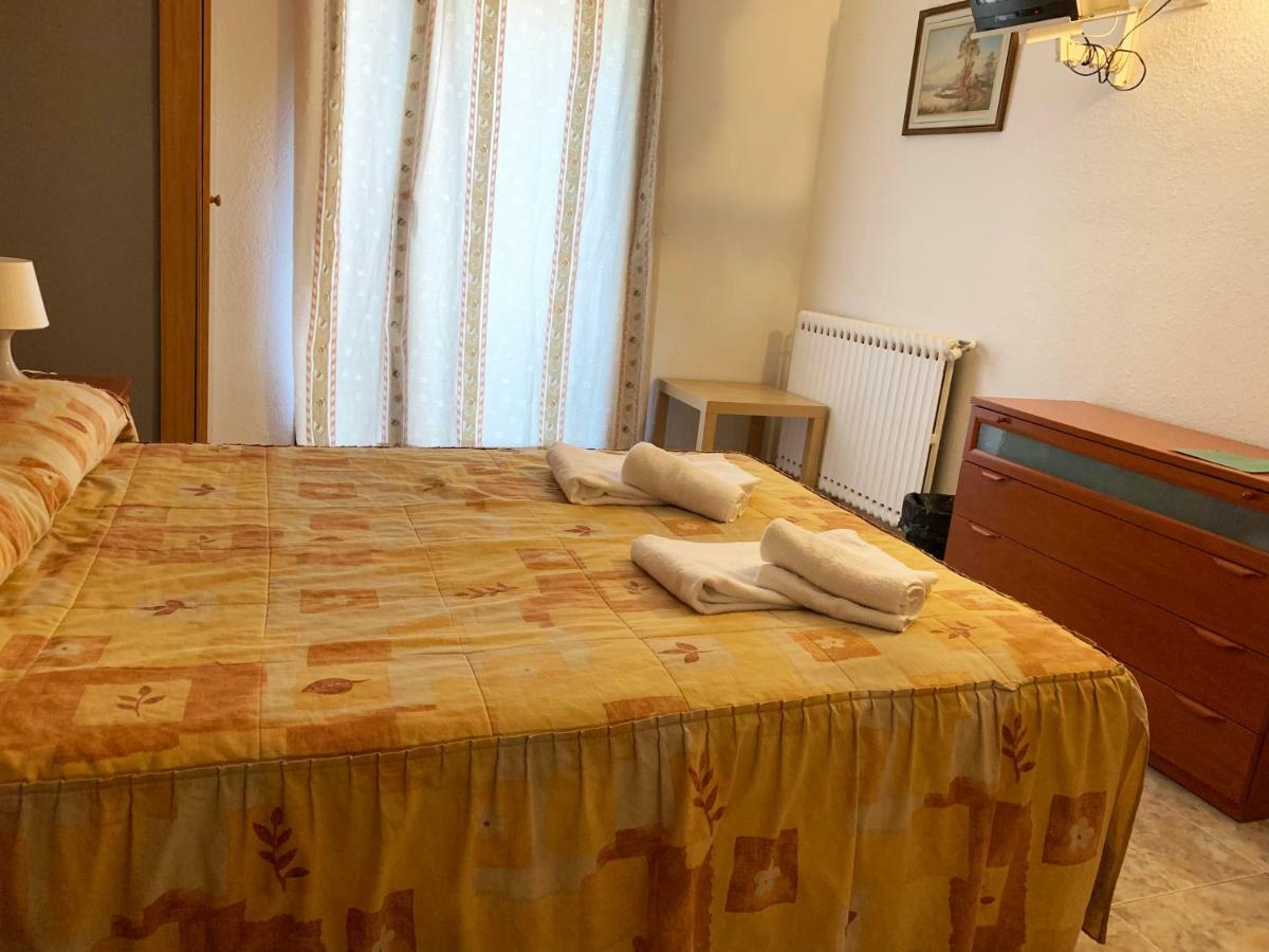 Hotel Barcelona サン・フリア・デ・ロリア エクステリア 写真