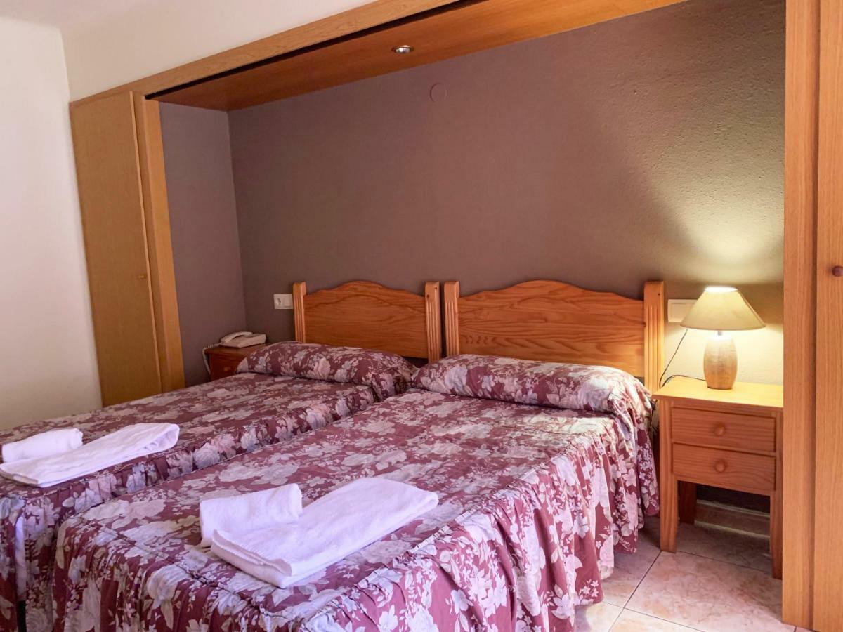 Hotel Barcelona サン・フリア・デ・ロリア エクステリア 写真
