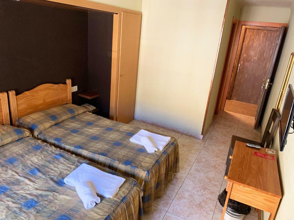 Hotel Barcelona サン・フリア・デ・ロリア エクステリア 写真