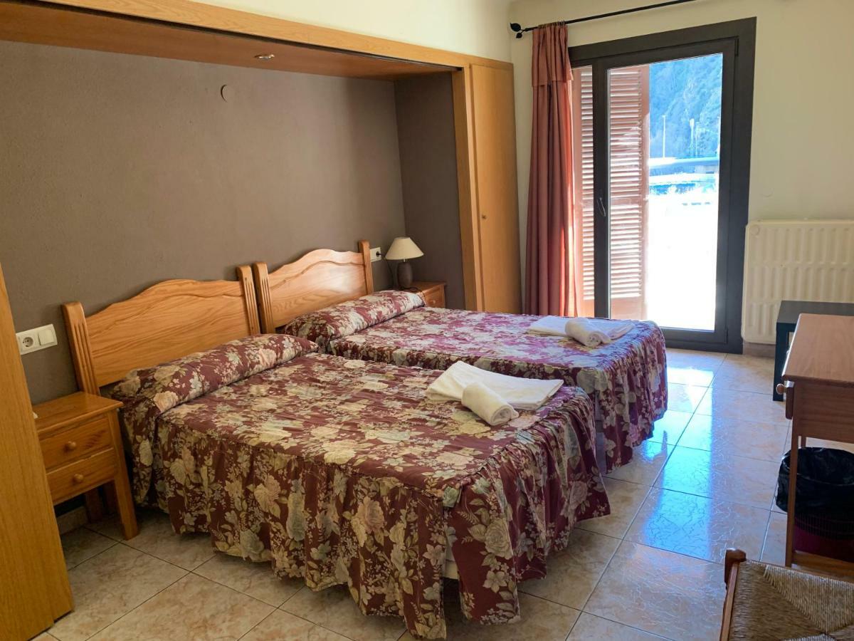 Hotel Barcelona サン・フリア・デ・ロリア エクステリア 写真
